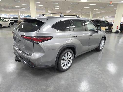 Heavy Metal 2026 Toyota Highlander Limited