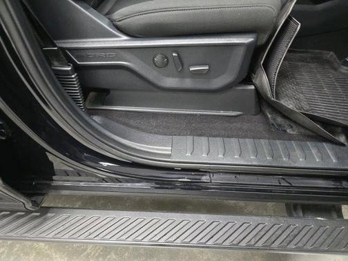 Agate Black Metallic 2023 Ford F-150 XLT