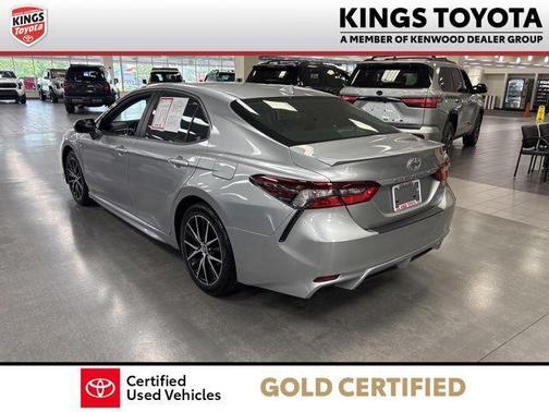 Celestial Silver Metallic 2023 Toyota Camry SE