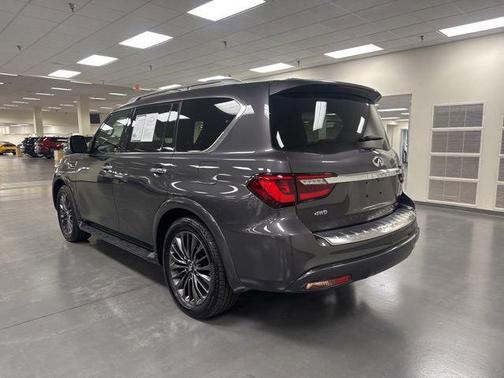 2024 INFINITI QX80 SENSORY AWD