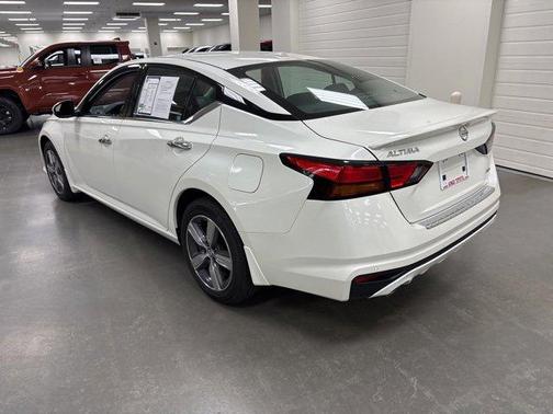 2022 Nissan Altima 2.5 SL