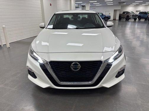 2022 Nissan Altima 2.5 SL