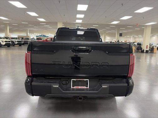 2024 Toyota Tundra Hybrid Platinum