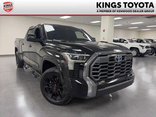 2024 Toyota Tundra Hybrid Platinum