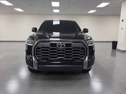 2024 Toyota Tundra Hybrid Platinum
