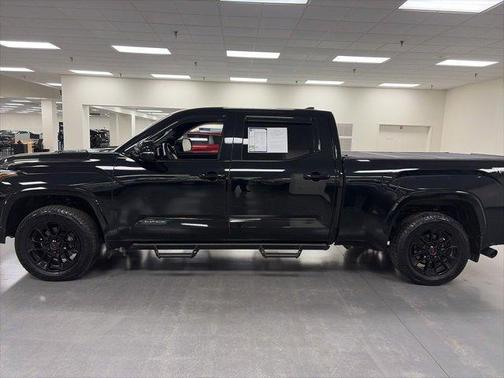 2024 Toyota Tundra Hybrid Platinum