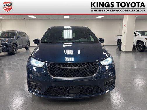 2022 Chrysler Pacifica Hybrid Touring L