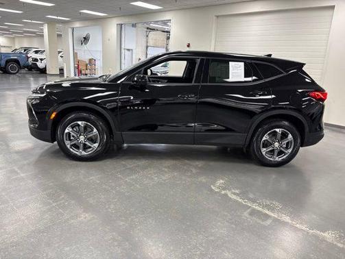Black 2025 Chevrolet Blazer 2LT
