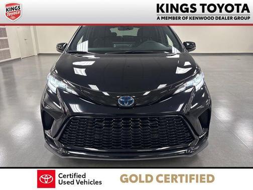 2025 Toyota Sienna XSE 7 Passenger