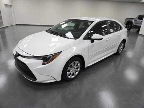 Ice 2026 Toyota Corolla LE