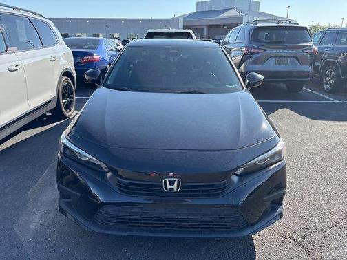 Crystal Black Pearl 2022 Honda Civic EX