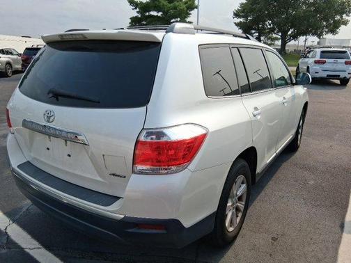 2011 Toyota Highlander Base