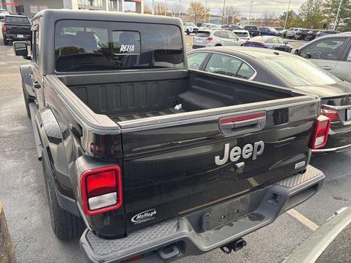 2021 Jeep Gladiator Overland