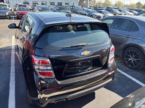 2017 Chevrolet Sonic LT