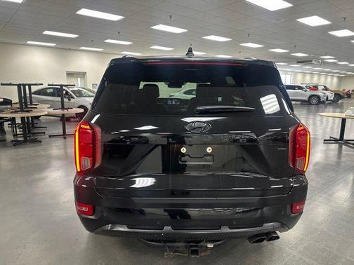 Becketts Black 2021 Hyundai PALISADE Calligraphy