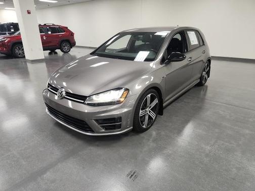 2016 Volkswagen Golf R 4-Door