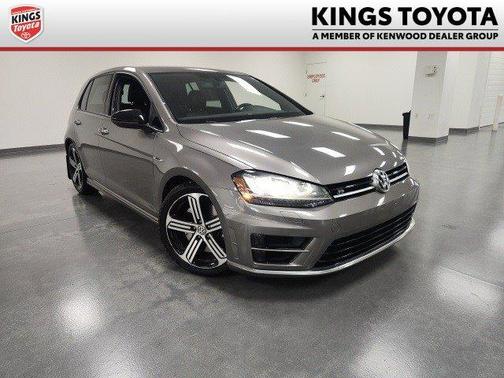 2016 Volkswagen Golf R 4-Door