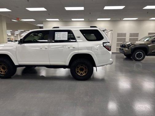 2018 Toyota 4Runner TRD Off Road Premium