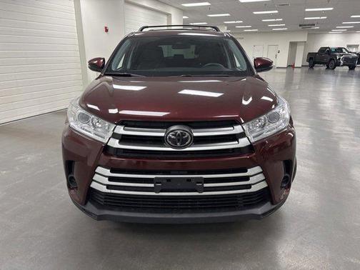 2019 Toyota Highlander LE I4