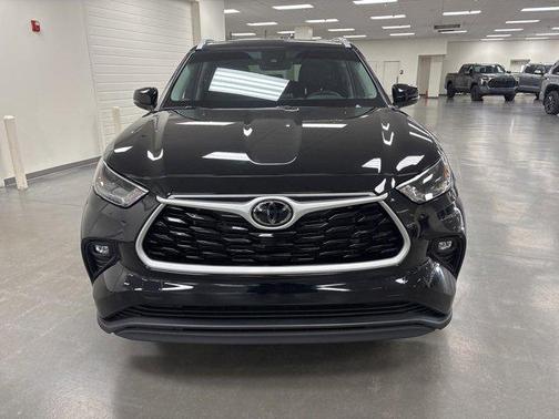 2019 Toyota Highlander LE I4