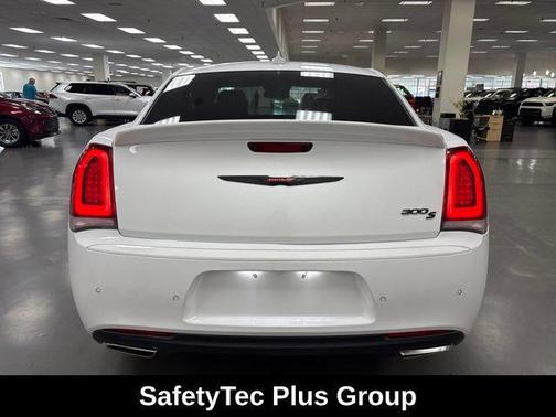 Bright White Clearcoat 2023 Chrysler 300 S