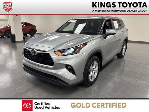 Celestial Silver Metallic 2025 Toyota Highlander LE