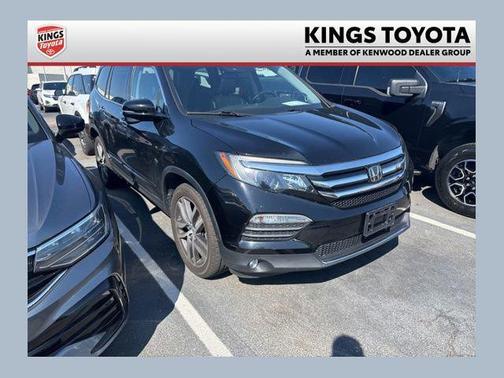 Black 2017 Honda Pilot Touring