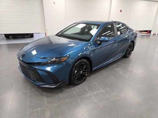 Ocean 2026 Toyota Camry SE