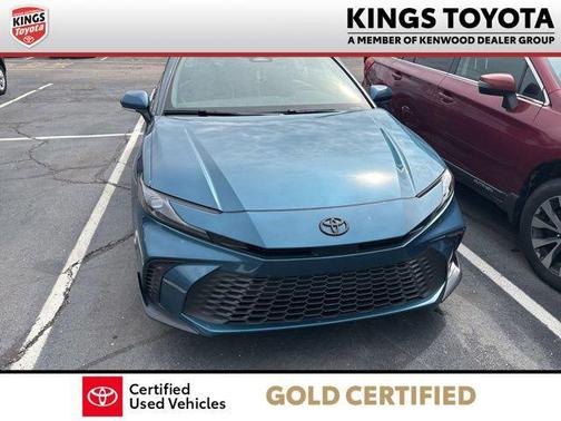 Ocean 2025 Toyota Camry SE