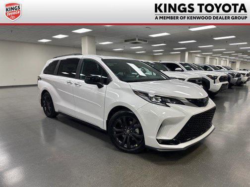 2024 Toyota Sienna XSE 7 Passenger