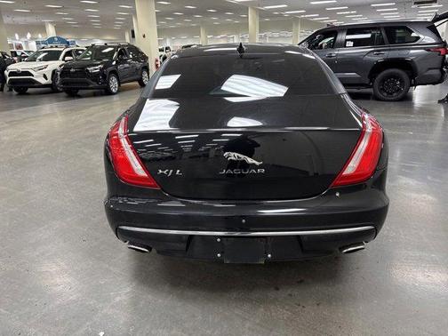 2016 Jaguar XJ XJL Portfolio