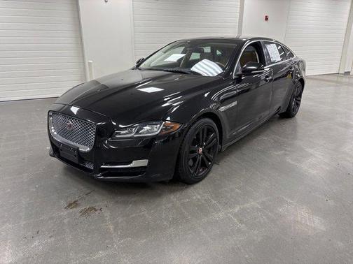 2016 Jaguar XJ XJL Portfolio