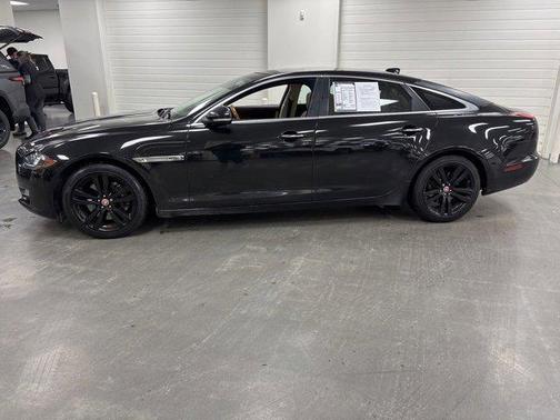 2016 Jaguar XJ XJL Portfolio