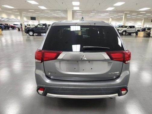 2017 Mitsubishi Outlander SE
