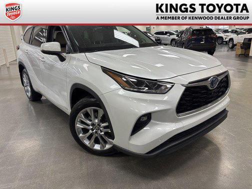 2022 Toyota Highlander Hybrid Limited
