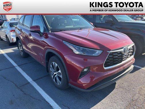 2023 Toyota Highlander Hybrid XLE