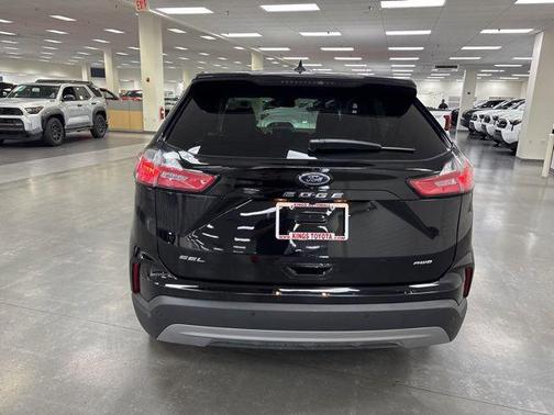 Agate Black Metallic 2024 Ford Edge SEL