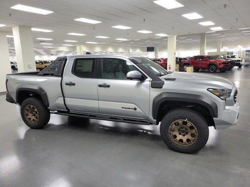 2025 Toyota Tacoma Hybrid Trailhunter Hybrid