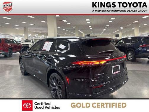 Black 2025 Toyota Crown Signia Limited