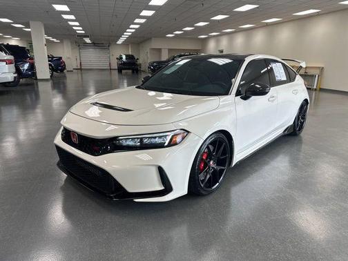 Championship White 2024 Honda Civic Type R Manual