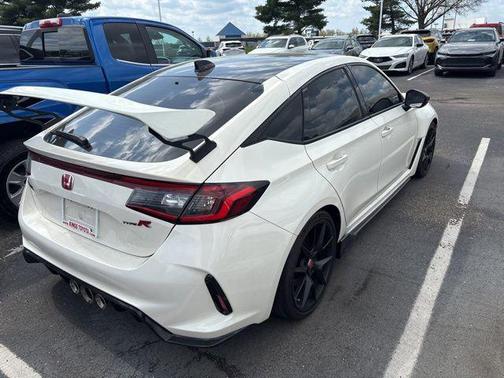 Championship White 2024 Honda Civic Type R Manual