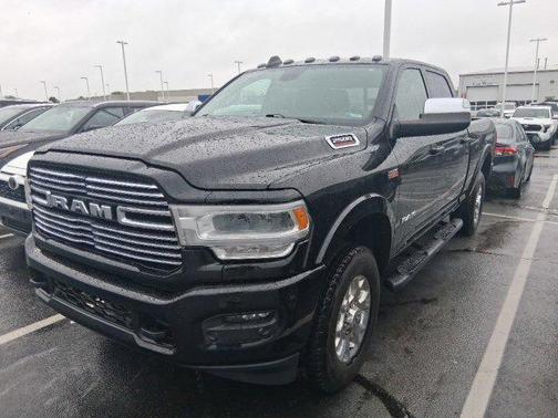 2022 RAM 2500 Laramie Crew Cab 4x4 6'4' Box