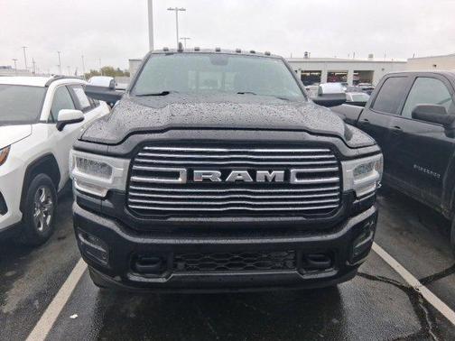 2022 RAM 2500 Laramie Crew Cab 4x4 6'4' Box