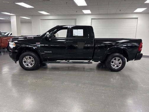 2022 RAM 2500 Laramie Crew Cab 4x4 6'4' Box