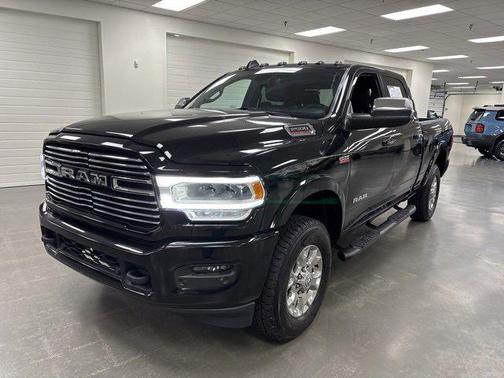 2022 RAM 2500 Laramie Crew Cab 4x4 6'4' Box