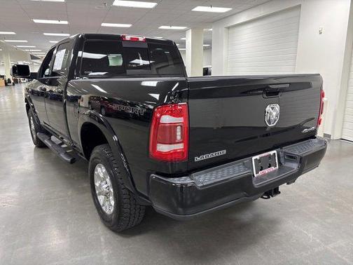 2022 RAM 2500 Laramie Crew Cab 4x4 6'4' Box