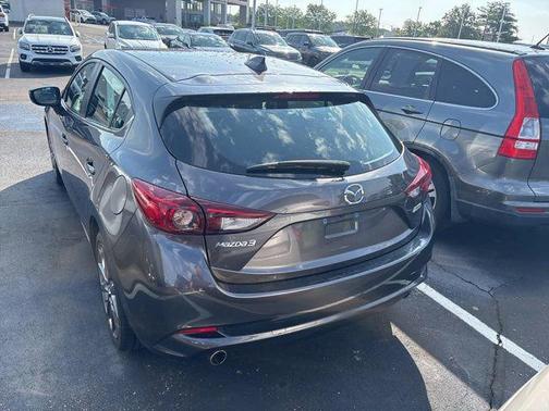 Machine Gray Metallic 2018 Mazda Mazda3 Touring