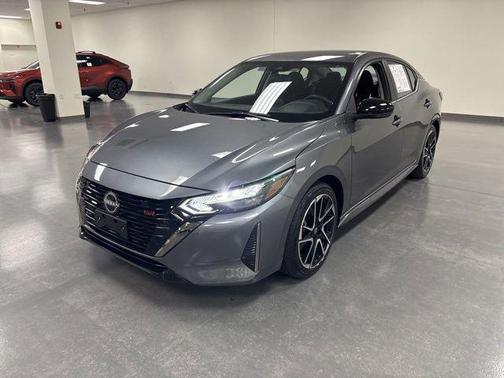 Gun Metallic 2024 Nissan Sentra SR