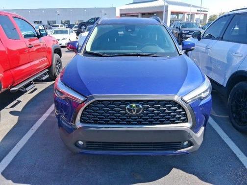 2022 Toyota Corolla Cross XLE