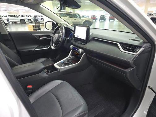 2023 Toyota RAV4 Limited